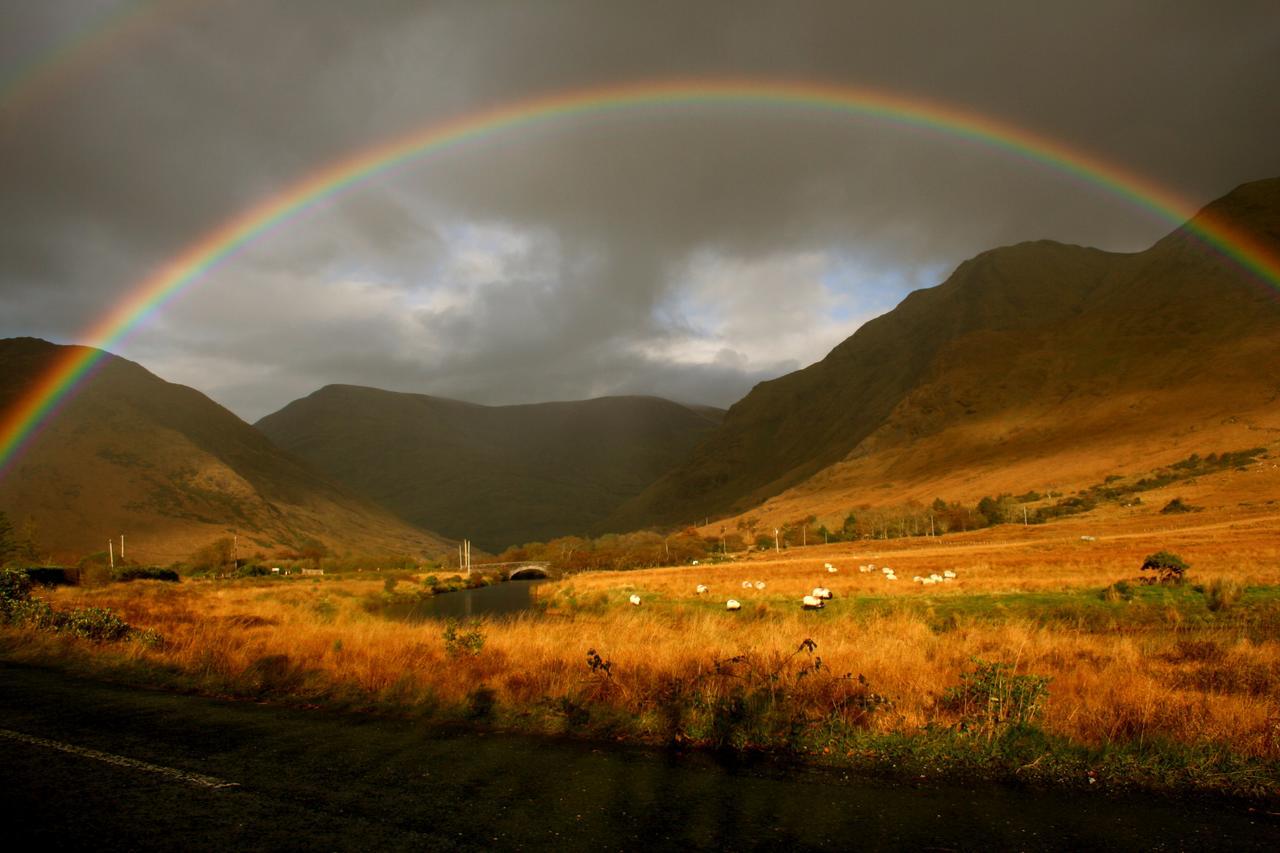 Wild Atlantic Hostel Leenaun Eksteriør bilde