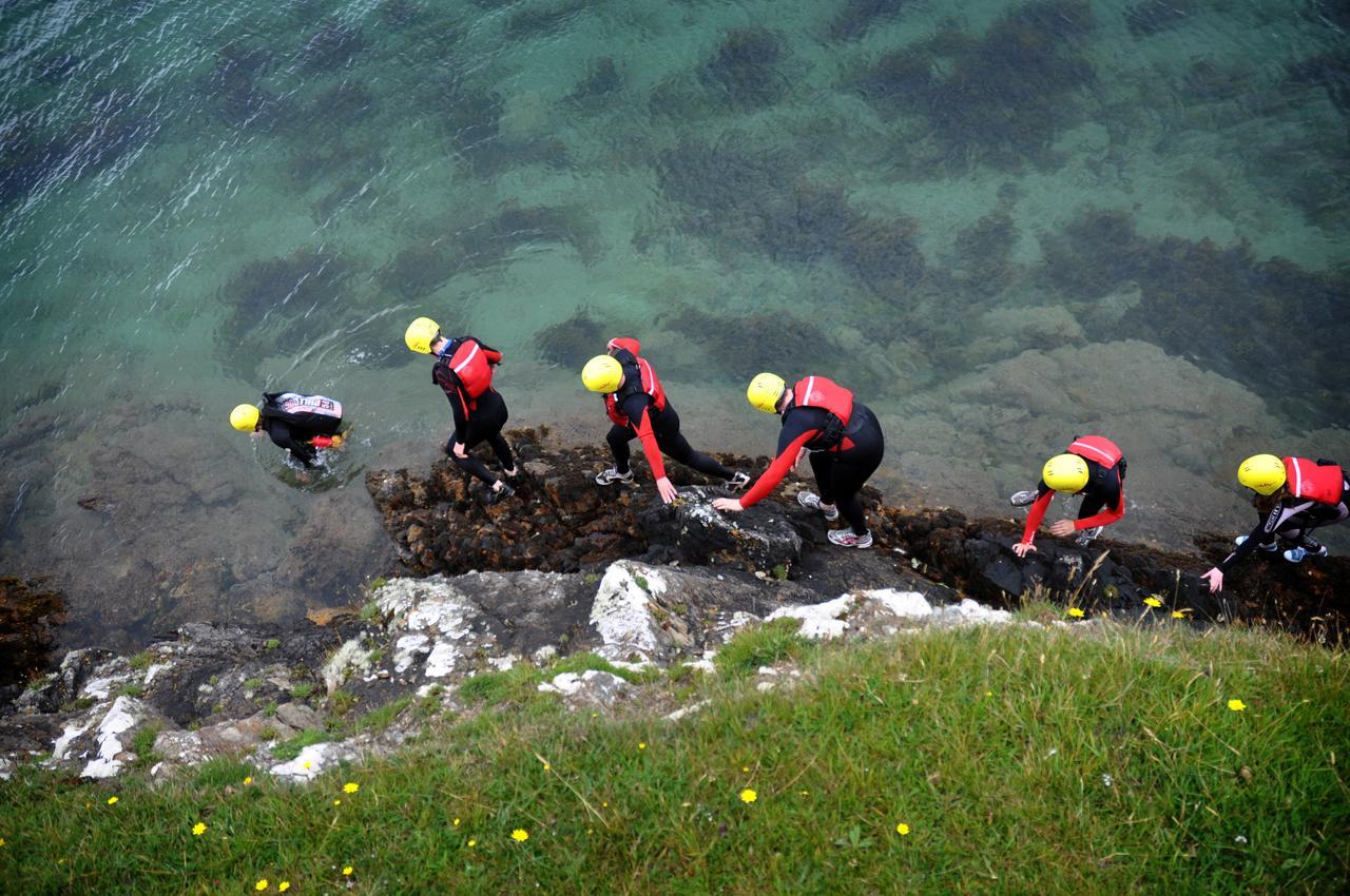 Wild Atlantic Hostel Leenaun Eksteriør bilde