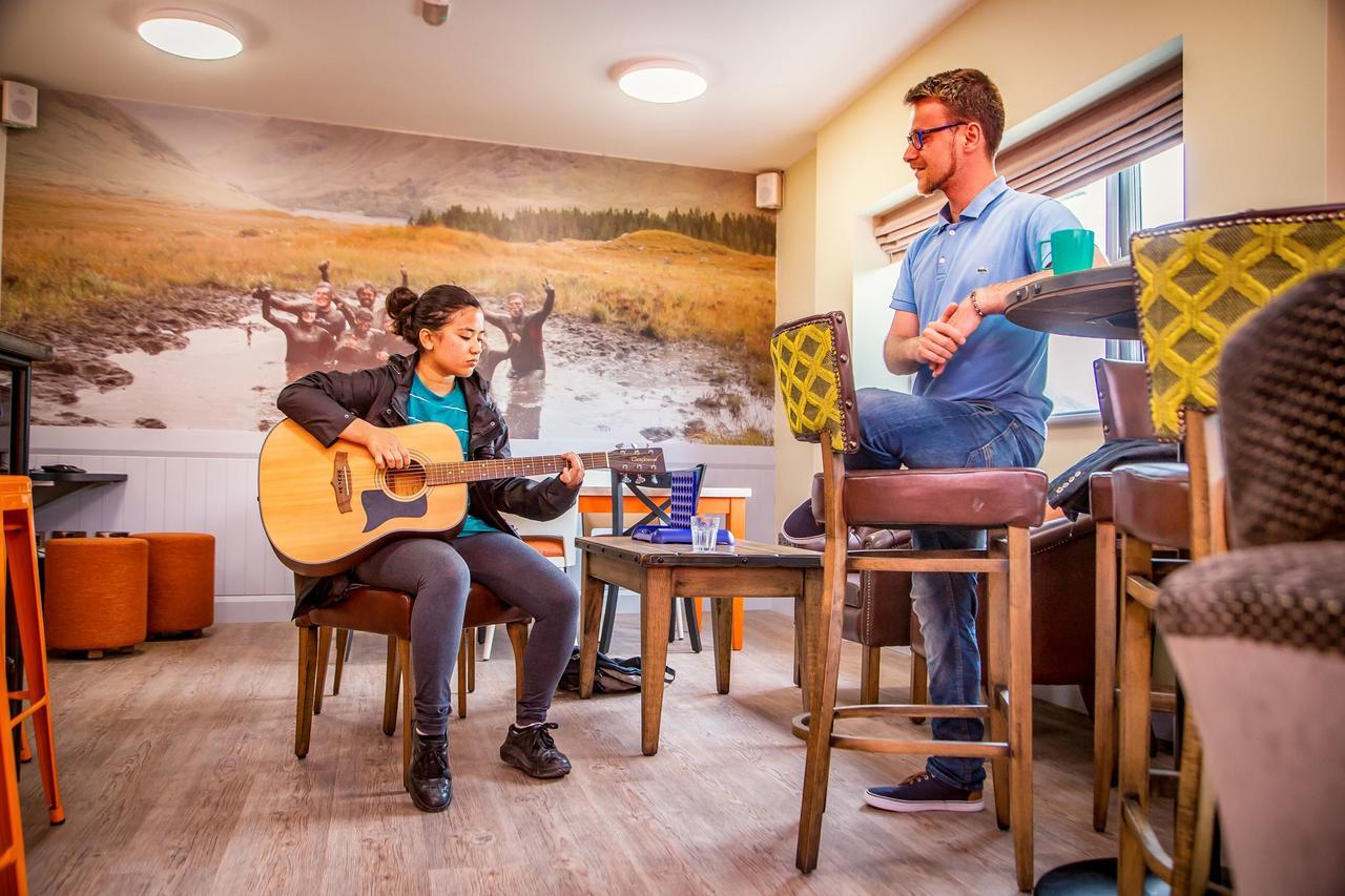 Wild Atlantic Hostel Leenaun Eksteriør bilde